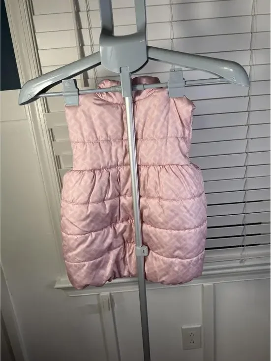 Tommy Hilfiger Girls Pink Monogram Puffer Vest Heart Logo Size 6 - Picture 2 of 4
